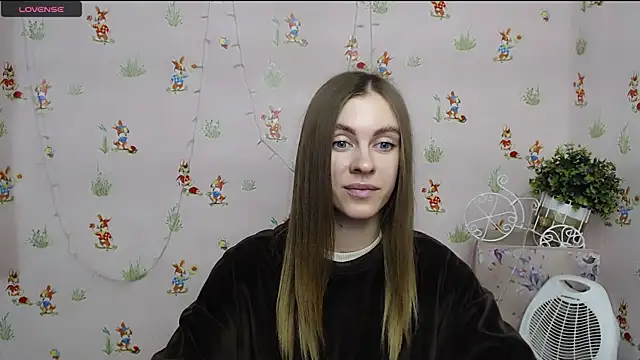 Snapshot of AlisaCatty_ chatting on 12/06/24, 09:32 AlisaCatty online show from 12/06/24, 09:32