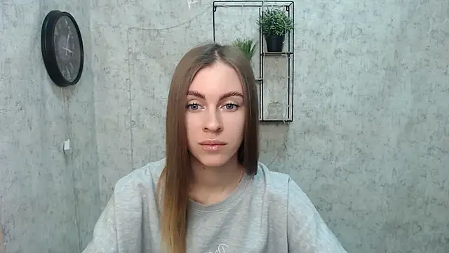 Snapshot of AlisaCatty_ chatting on 12/11/24, 08:26 AlisaCatty online show from 12/11/24, 08:26