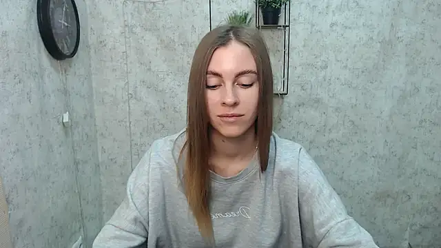 Snapshot of AlisaCatty_ chatting on 12/11/24, 11:30 AlisaCatty online show from 12/11/24, 11:30