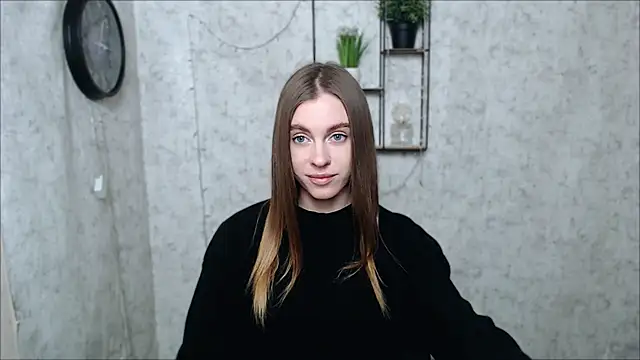 Snapshot of AlisaCatty_ chatting on 12/28/24, 07:33 AlisaCatty online show from 12/28/24, 07:33