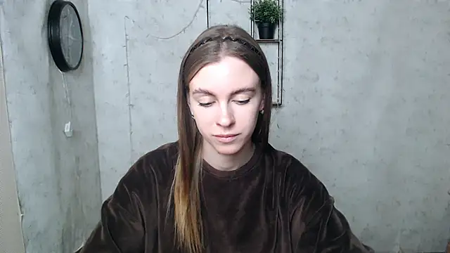 Snapshot of AlisaCatty_ chatting on 01/10/25, 10:28 AlisaCatty online show from 01/10/25, 10:28