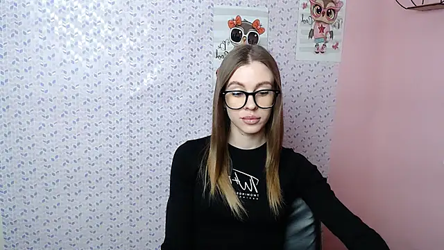 Snapshot of AlisaCatty_ chatting on 01/30/25, 01:10 AlisaCatty online show from 01/30/25, 01:10