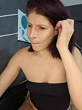 Lenchen  online show from 01/27/25, 08:28