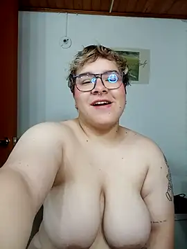 amalia love online show from 01/14/26, 02:23