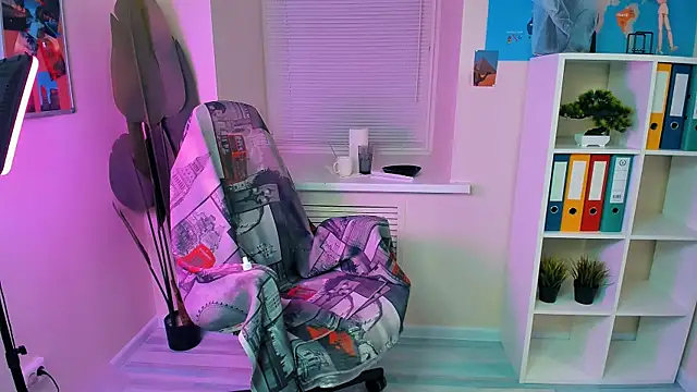 CarolGiggly online show from 09/18/25, 09:28