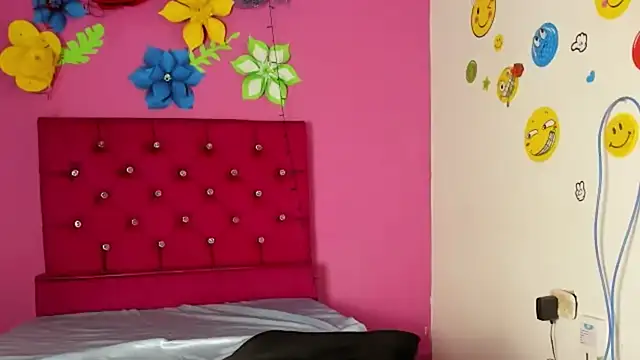 tiffany Bitch online show from 12/27/24, 07:57