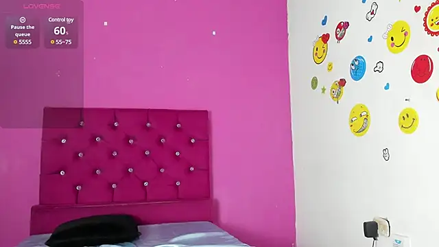 tiffany Bitch online show from 02/20/25, 07:41