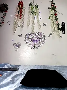 tiffany Bitch online show from 09/10/25, 09:48