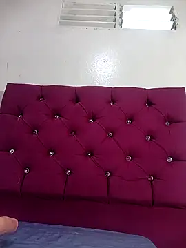 tiffany Bitch online show from 11/26/25, 10:11