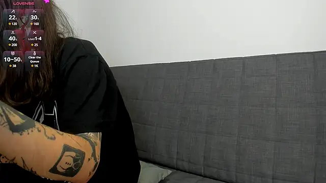 Snapshot of ravenousbiter chatting on 12/11/24, 08:07 ravenousbiter online show from 12/11/24, 08:07