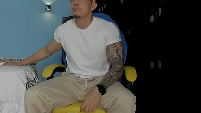 Alex motta online show from 11/14/25, 03:49