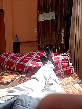 RRahullove69 online show from 02/07/26, 08:29