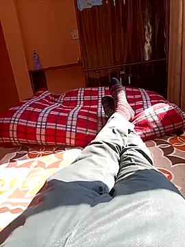 RRahullove69 online show from 02/16/26, 08:43