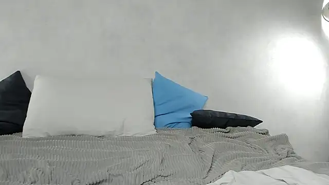 EngelFugler online show from 01/11/25, 05:40