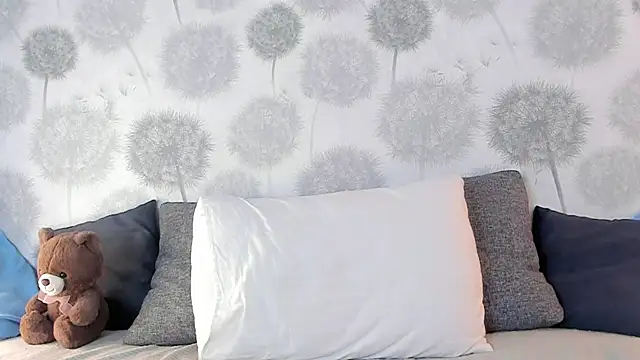 EngelFugler online show from 01/28/25, 03:35