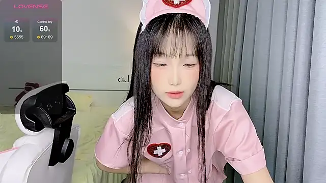 Snapshot of -Wendy__ chatting on 12/19/24, 06:56 -Wendy online show from 12/19/24, 06:56