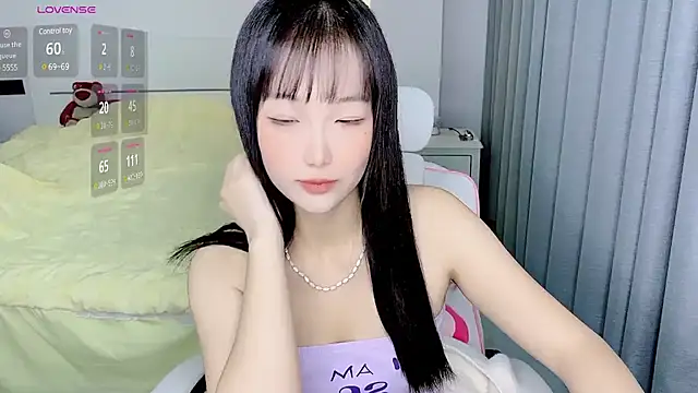 Snapshot of -Wendy__ chatting on 01/08/25, 04:11 -Wendy online show from 01/08/25, 04:11