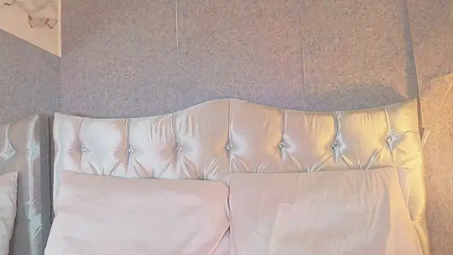 GABYTAYLOR  online show from 04/17/26, 01:36