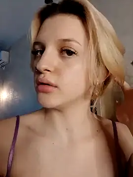 Snapshot of ShySonya chatting on 12/01/24, 07:36 ShySonya online show from 12/01/24, 07:36