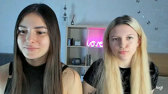 Snapshot of ShySonya chatting on 12/16/24, 01:43 ShySonya online show from 12/16/24, 01:43