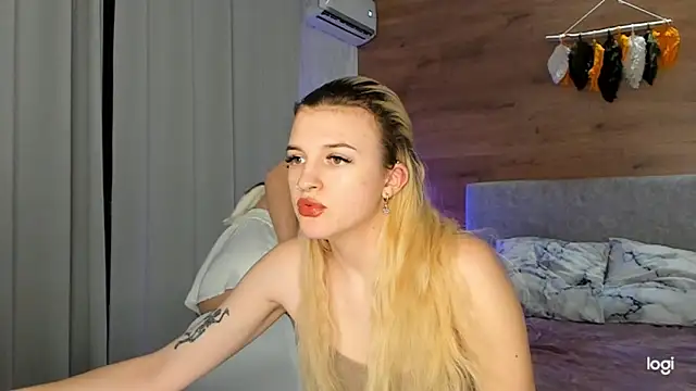 Snapshot of ShySonya chatting on 02/02/25, 02:13 ShySonya online show from 02/02/25, 02:13