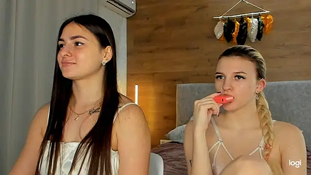 Snapshot of ShySonya chatting on 02/03/25, 02:13 ShySonya online show from 02/03/25, 02:13