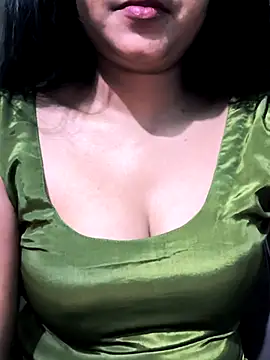 NEETU-89 online show from 10/23/25, 10:52