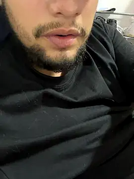 Snapshot of MrSoulMommy chatting on 11/07/25, 08:20 MrSoulMommy online show from 11/07/25, 08:20