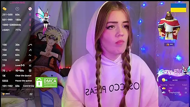 RedVelveten online show from 02/27/25, 04:41