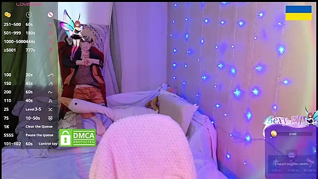 RedVelveten online show from 03/08/25, 06:43