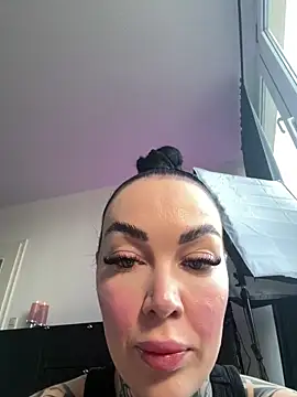 PalinaPr online show from 12/16/25, 01:38