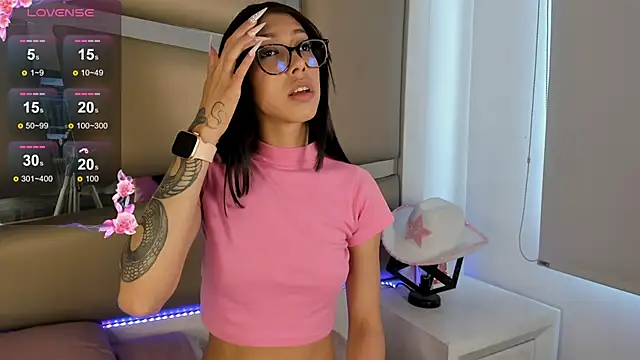 Snapshot of Mis__lola chatting on 12/07/24, 08:38 Mis lola online show from 12/07/24, 08:38