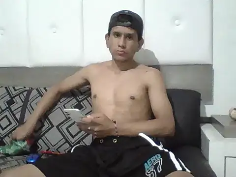 oiram27 online show from 10/07/25, 05:04