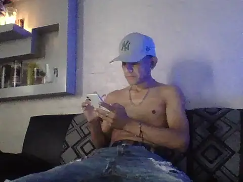 oiram27 online show from 12/16/25, 09:20