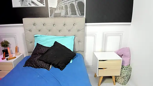 lauren rios7 online show from 10/01/25, 06:14