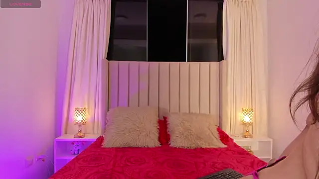 Aliison Smith online show from 03/28/26, 03:50