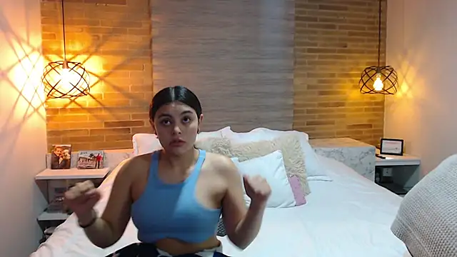 Snapshot of Scarlett_Jazmin chatting on 11/20/25, 09:42 Scarlett Jazmin online show from 11/20/25, 09:42