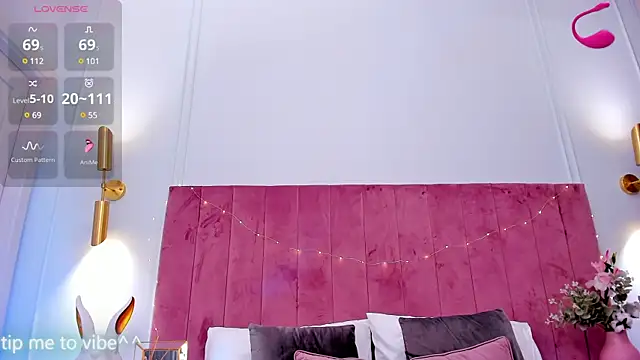 Snapshot of Mayzzie chatting on 03/09/25, 03:32 Mayzzie online show from 03/09/25, 03:32