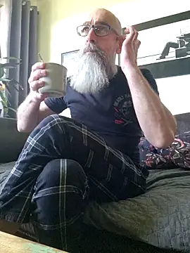 Kingsscepter online show from 04/01/26, 04:04