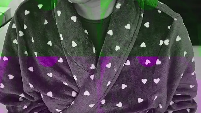 IzzyyBeelmonth online show from 01/05/25, 08:10