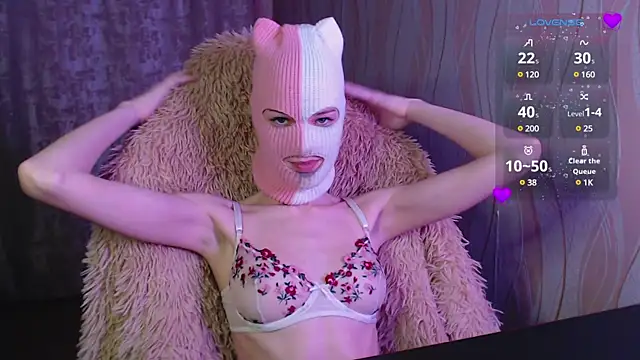 Domiiiniiicana online show from 12/12/24, 02:44