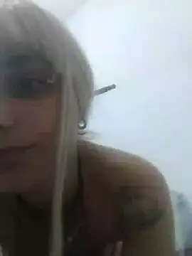 Snapshot of Luci_foxx chatting on 10/03/25, 12:07 Luci foxx online show from 10/03/25, 12:07
