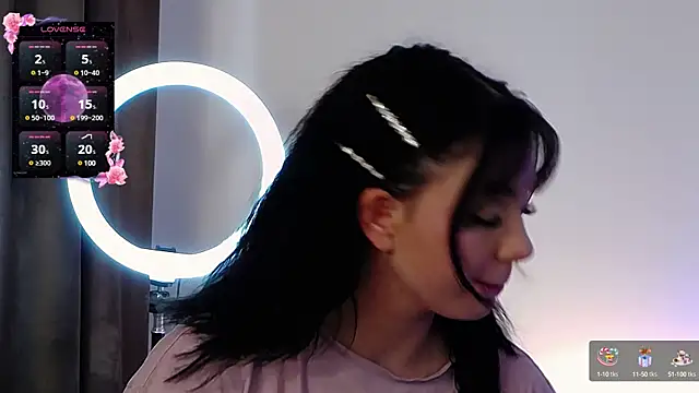 AveryWillow online show from 03/05/25, 02:45