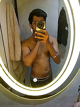 skinnyyyyyyyyy online show from 02/20/26, 04:31