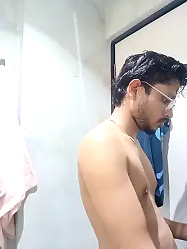 skinnyyyyyyyyy online show from 04/26/26, 08:12