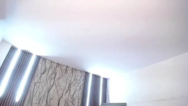 MartinaGuzmann online show from 02/14/25, 07:38