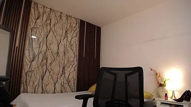 MartinaGuzmann online show from 03/07/25, 02:04