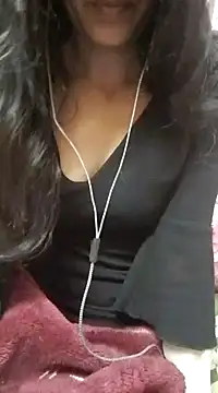 Snapshot of Sanjana-Mehar chatting on 01/09/25, 11:56 Sanjana-Mehar online show from 01/09/25, 11:56