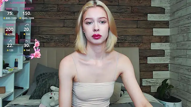 White Lioness online show from 04/14/26, 02:12
