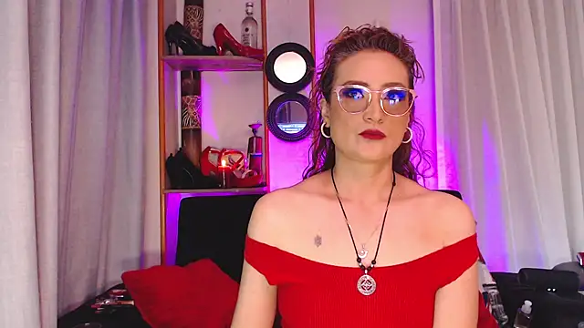 Snapshot of AdeleMourfg chatting on 03/01/25, 02:37 AdeleMourfg online show from 03/01/25, 02:37